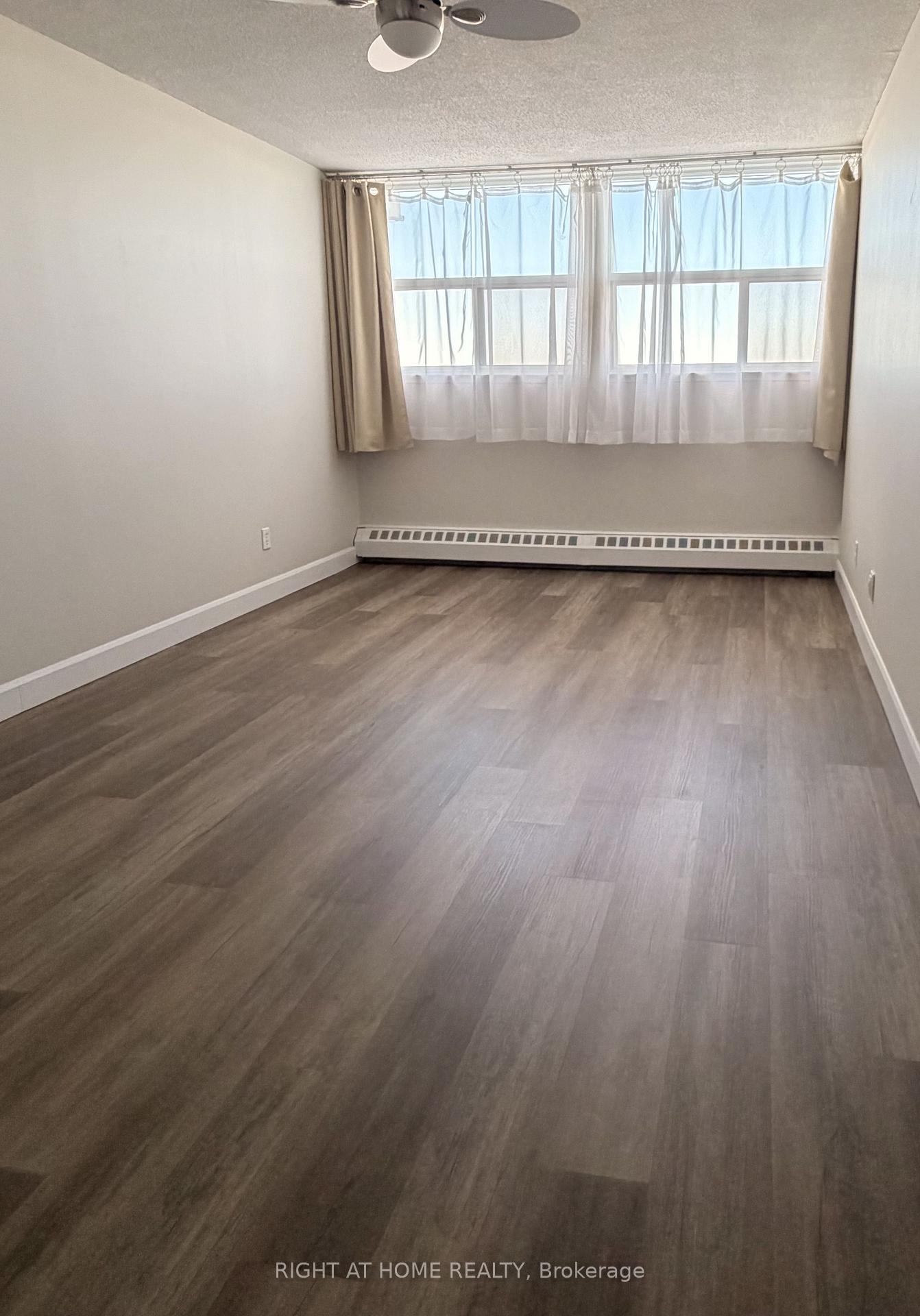Photo 13 of Unit 505, 215 Glenridge Avenue, St. Catharines, Glendale/Glenridge — HOMEH