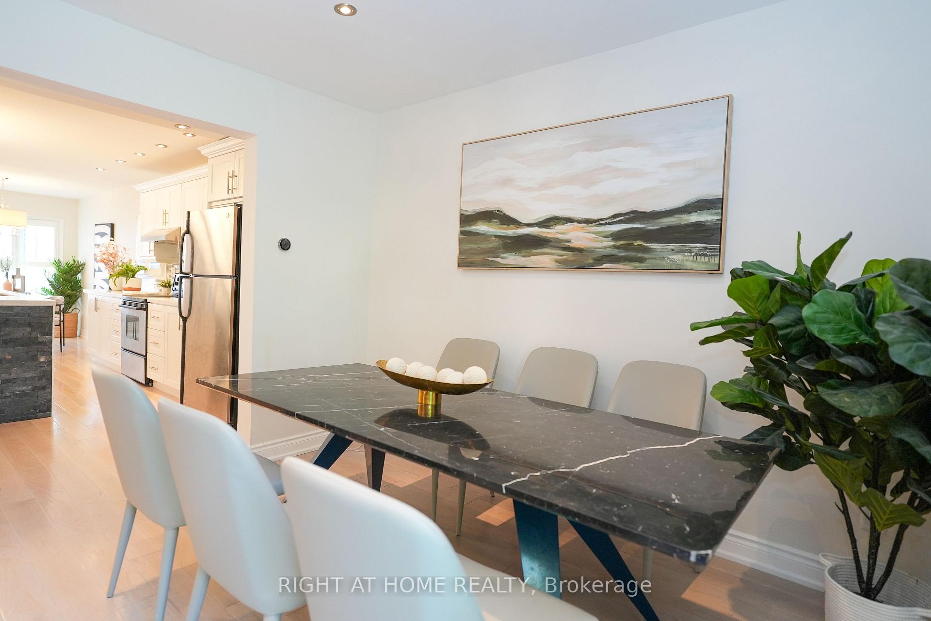 Photo 14 of 2038 Chrisdon Road, Burlington, Headon — HOMEH