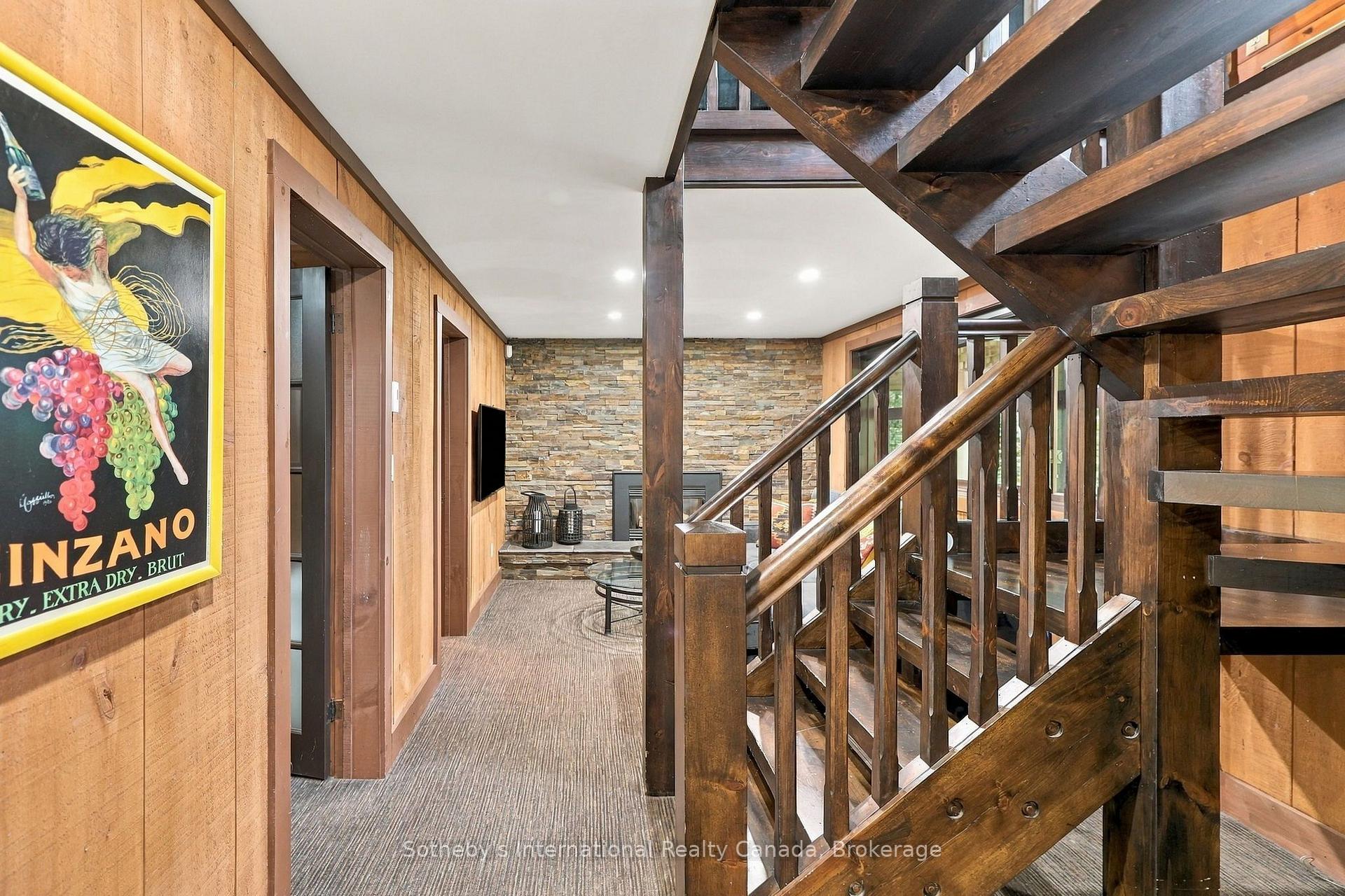 Photo 7 of 146 Chamonix Crescent, Blue Mountains — HOMEH