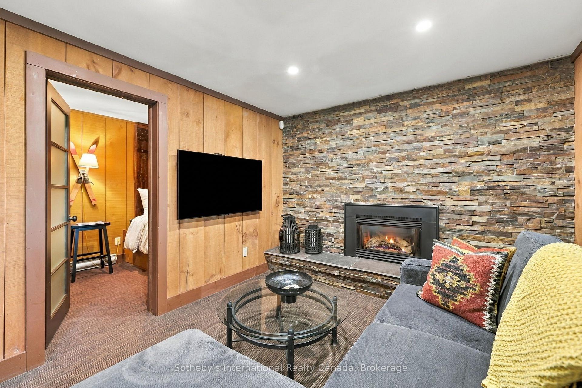 Photo 9 of 146 Chamonix Crescent, Blue Mountains — HOMEH