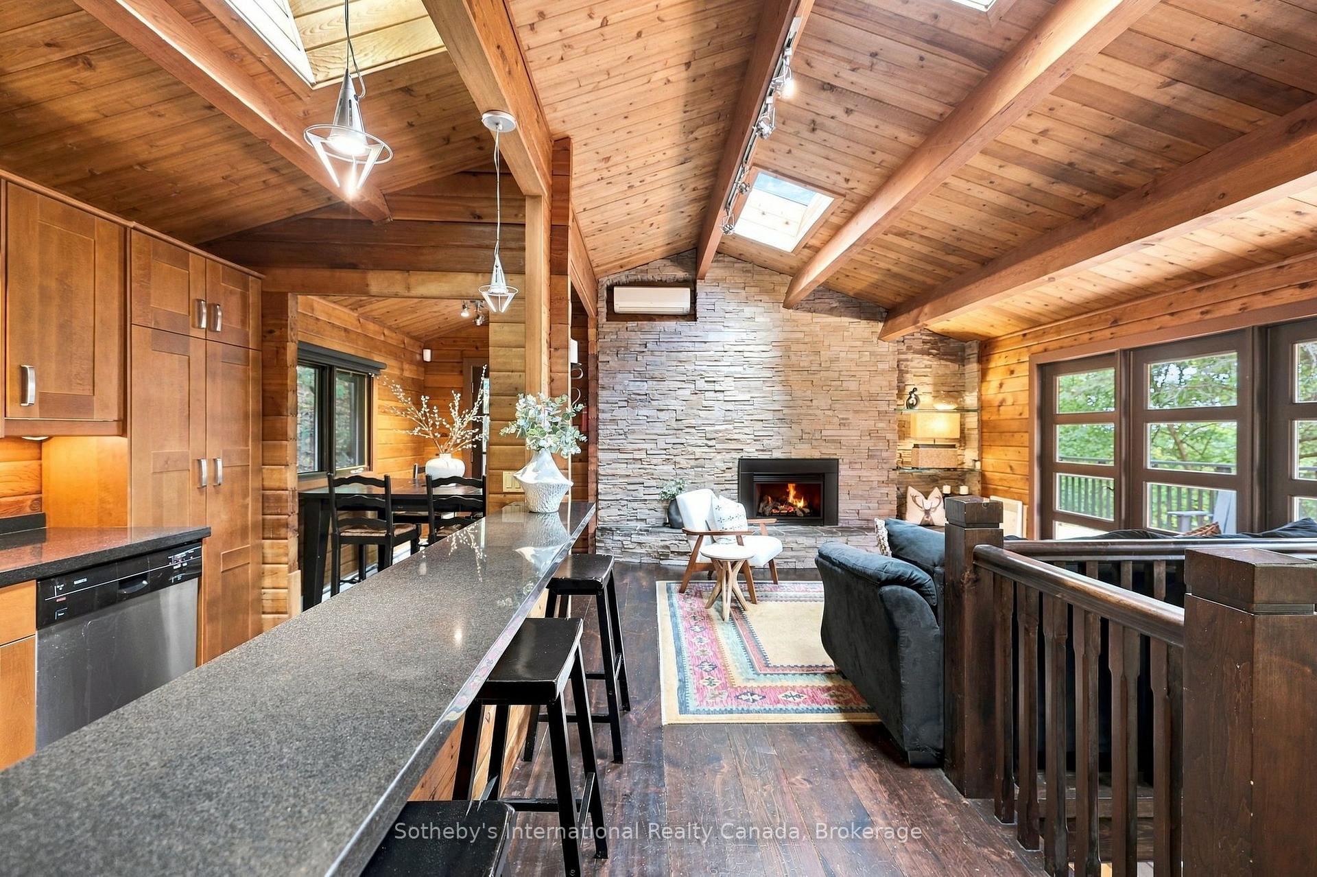 Photo 15 of 146 Chamonix Crescent, Blue Mountains — HOMEH