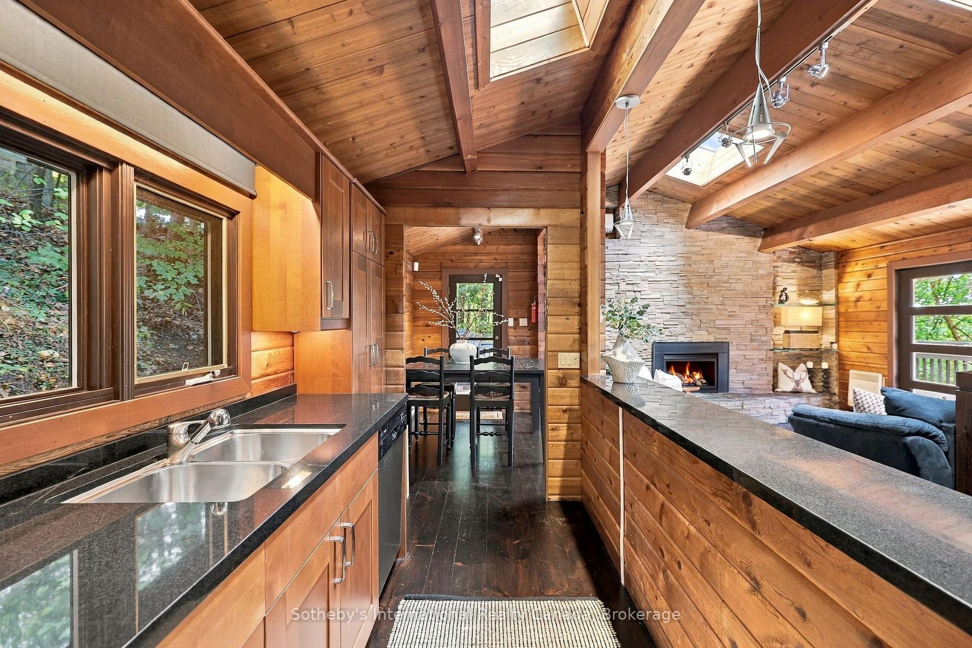 Photo 19 of 146 Chamonix Crescent, Blue Mountains — HOMEH