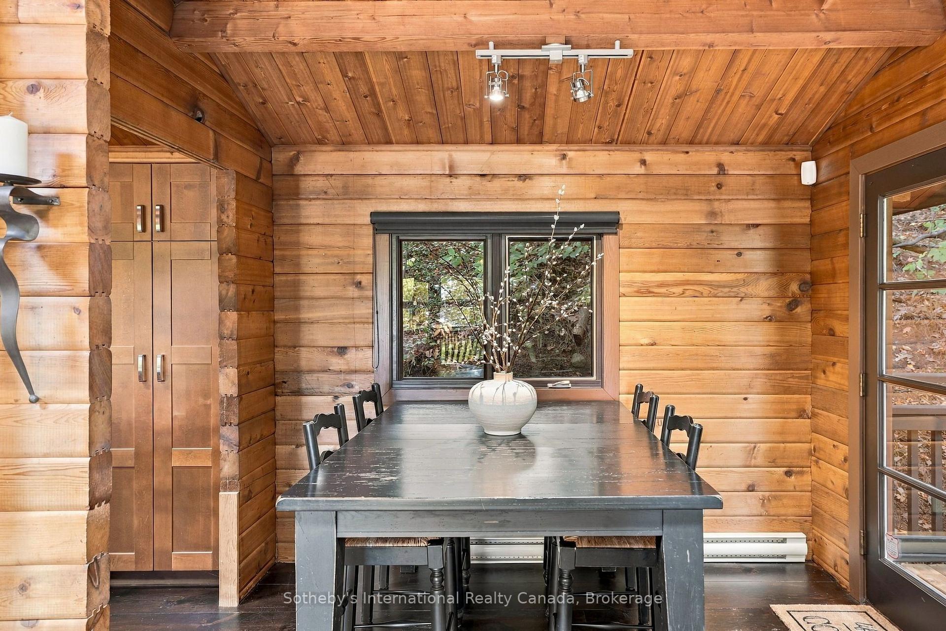 Photo 24 of 146 Chamonix Crescent, Blue Mountains — HOMEH