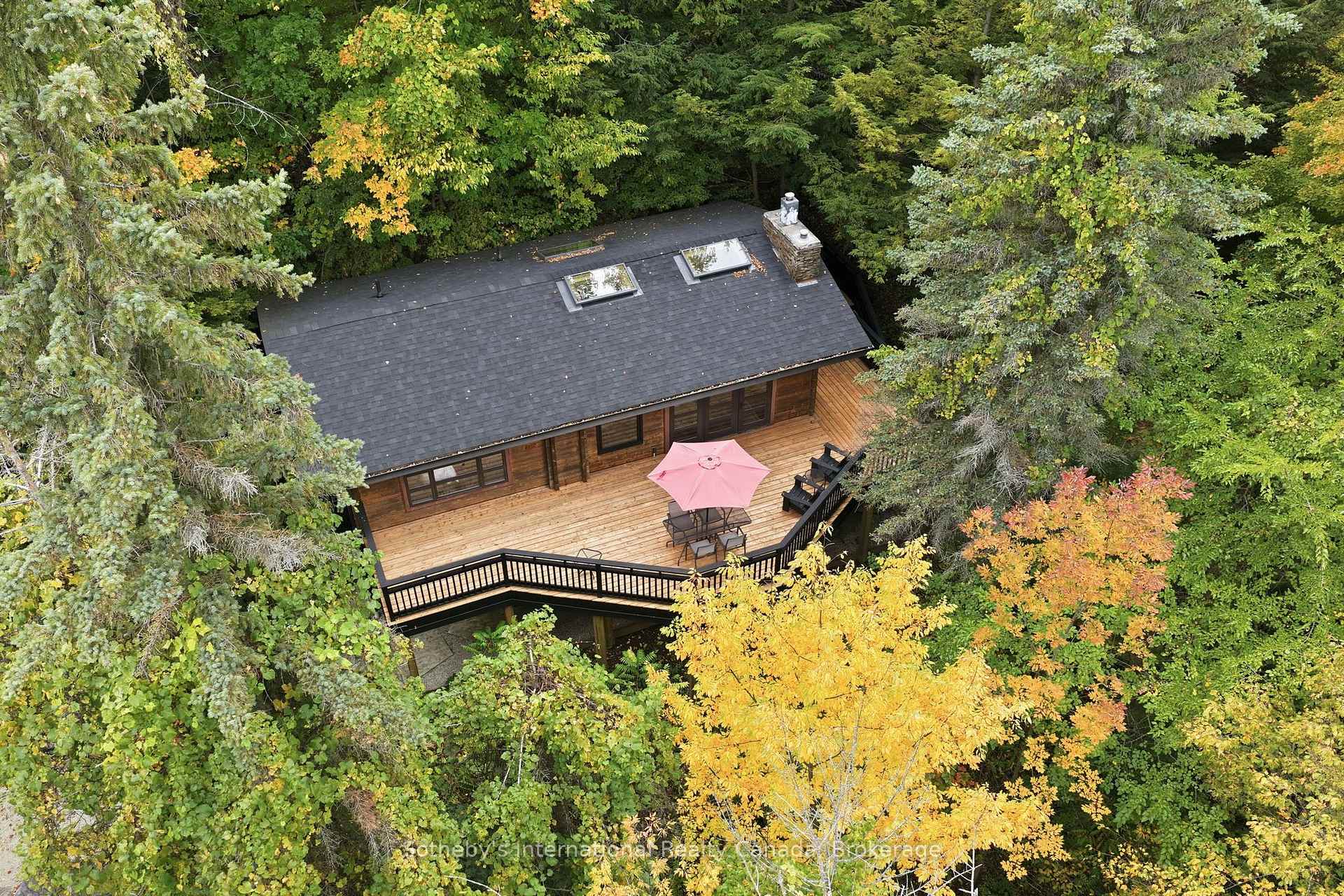 Photo 32 of 146 Chamonix Crescent, Blue Mountains — HOMEH