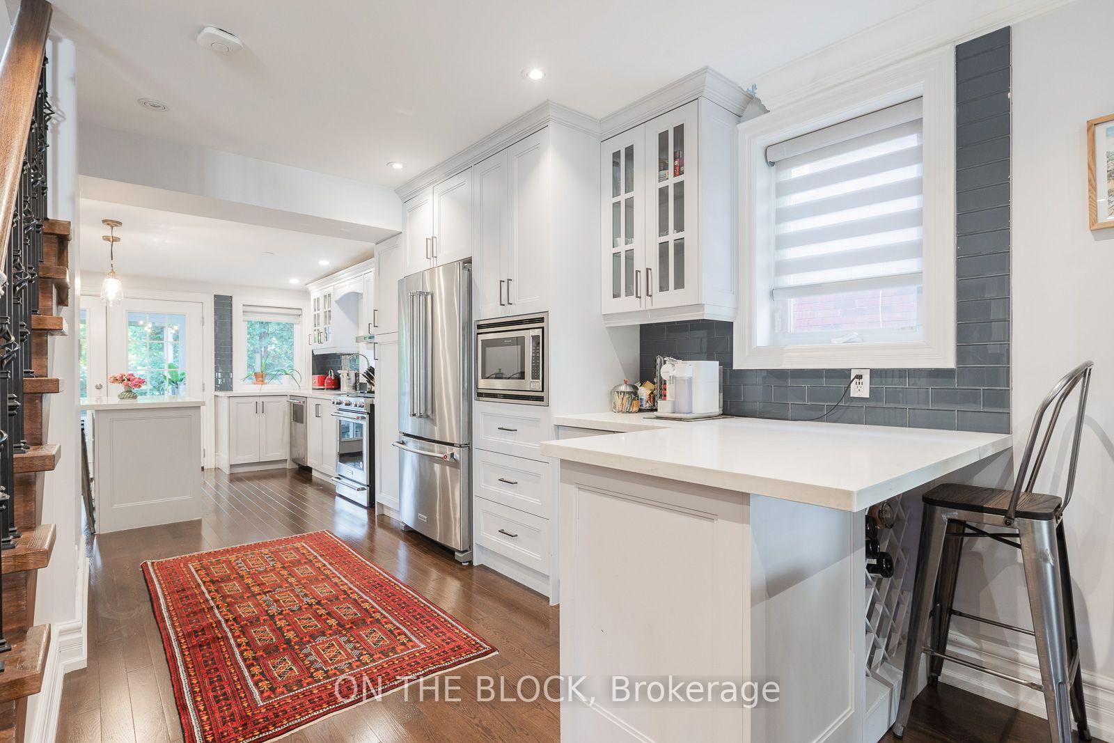 Photo 9 of 21 Craigmore Crescent, North York, Willowdale East — HOMEH