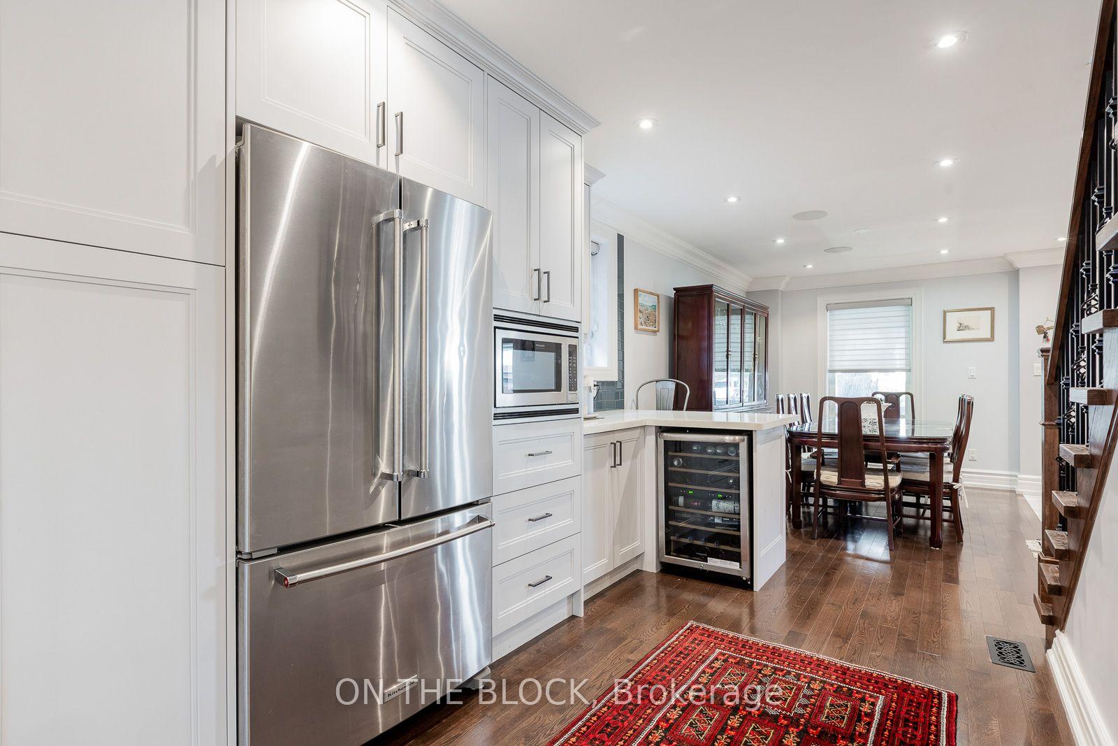 Photo 10 of 21 Craigmore Crescent, North York, Willowdale East — HOMEH