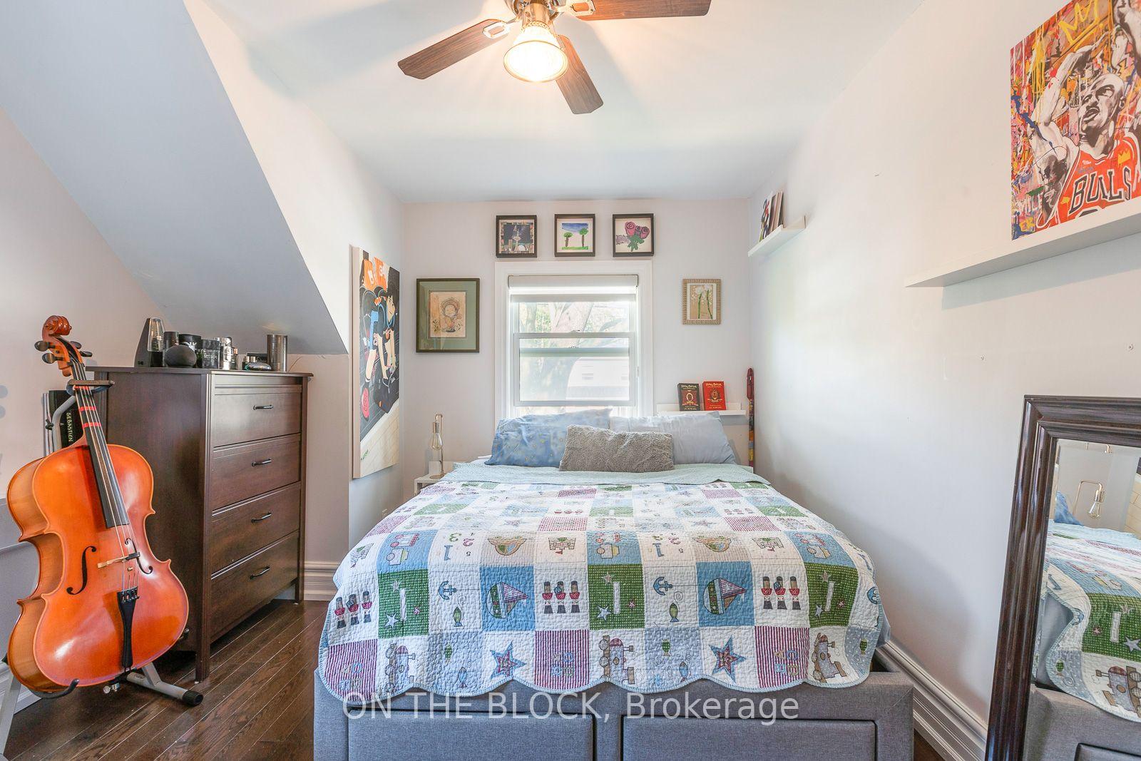 Photo 27 of 21 Craigmore Crescent, North York, Willowdale East — HOMEH