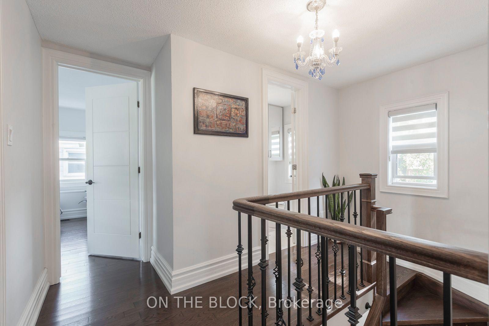 Photo 32 of 21 Craigmore Crescent, North York, Willowdale East — HOMEH