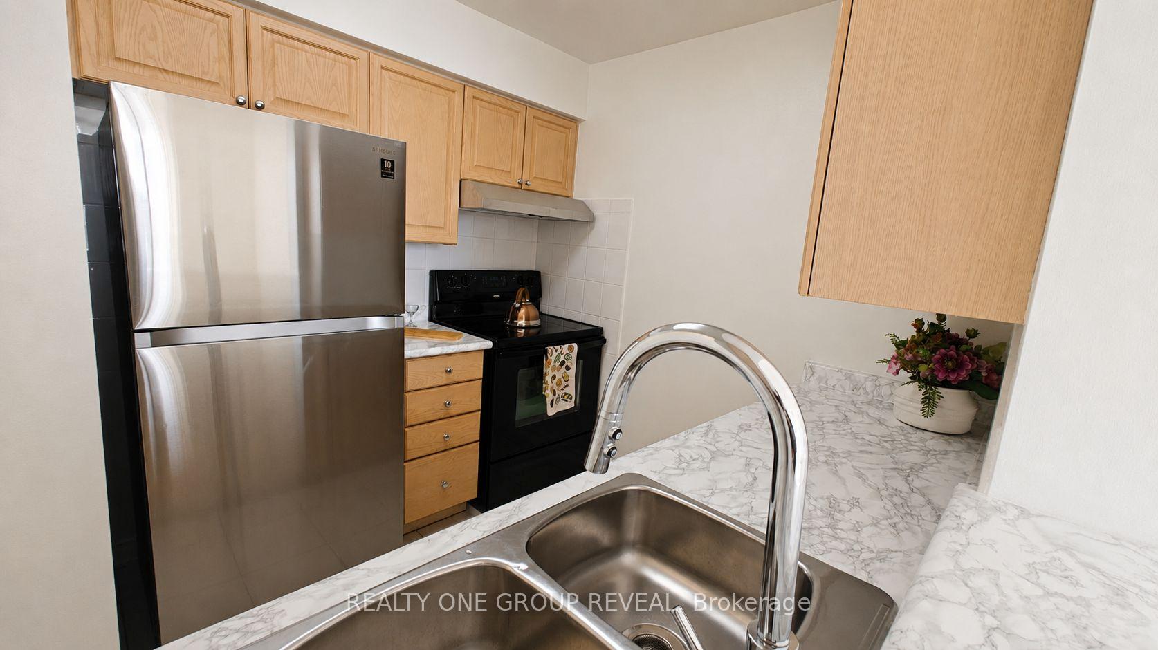 Photo 5 of Unit PH10, 3088 Kennedy Road, Scarborough, Steeles — HOMEH