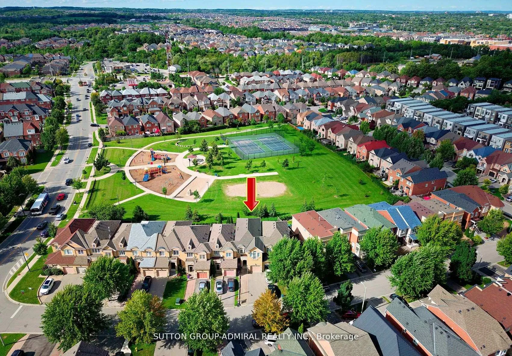 Photo 2 of 18 Mosswood Road, Vaughan, Patterson — HOMEH