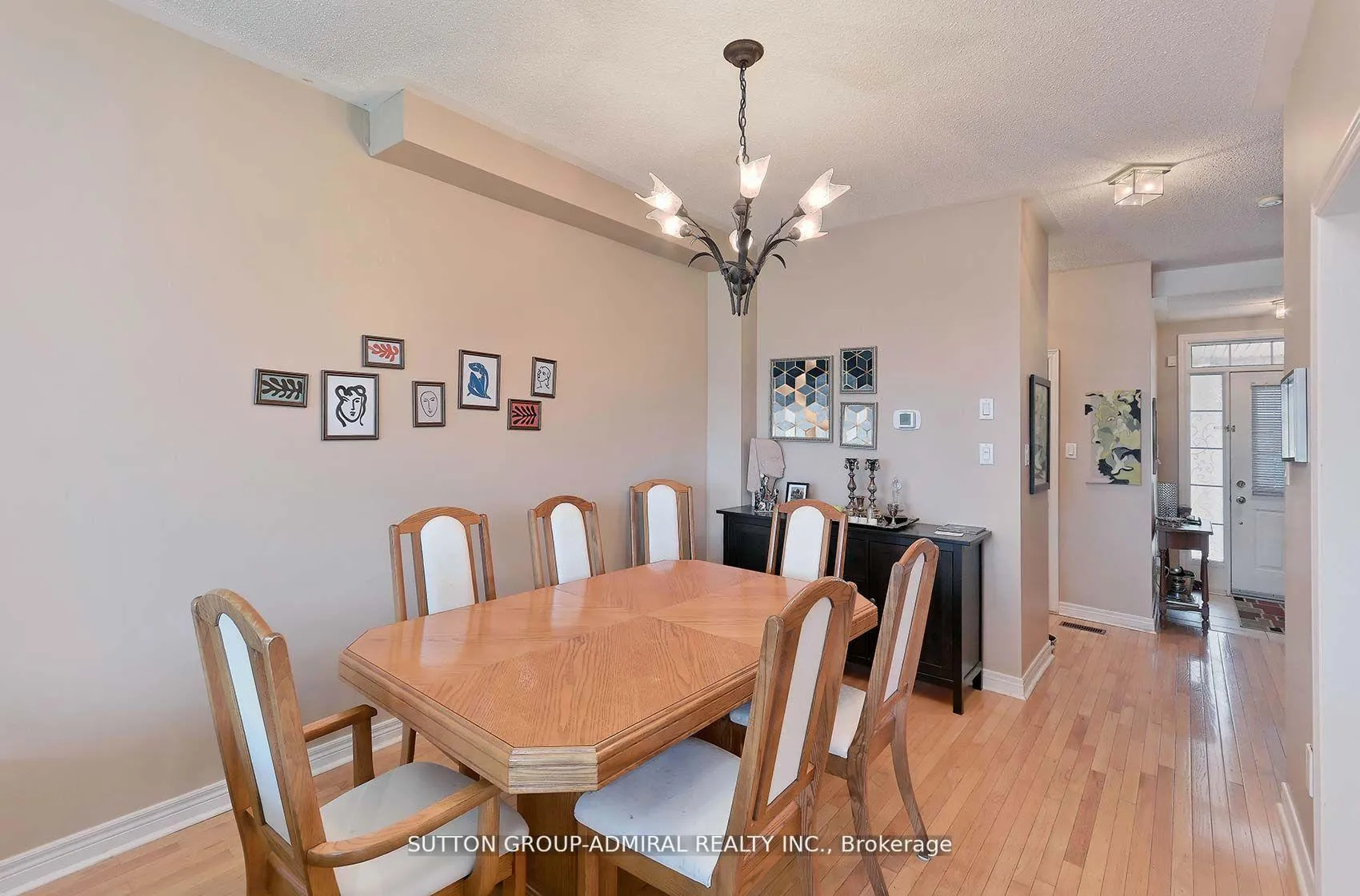 Photo 16 of 18 Mosswood Road, Vaughan, Patterson — HOMEH