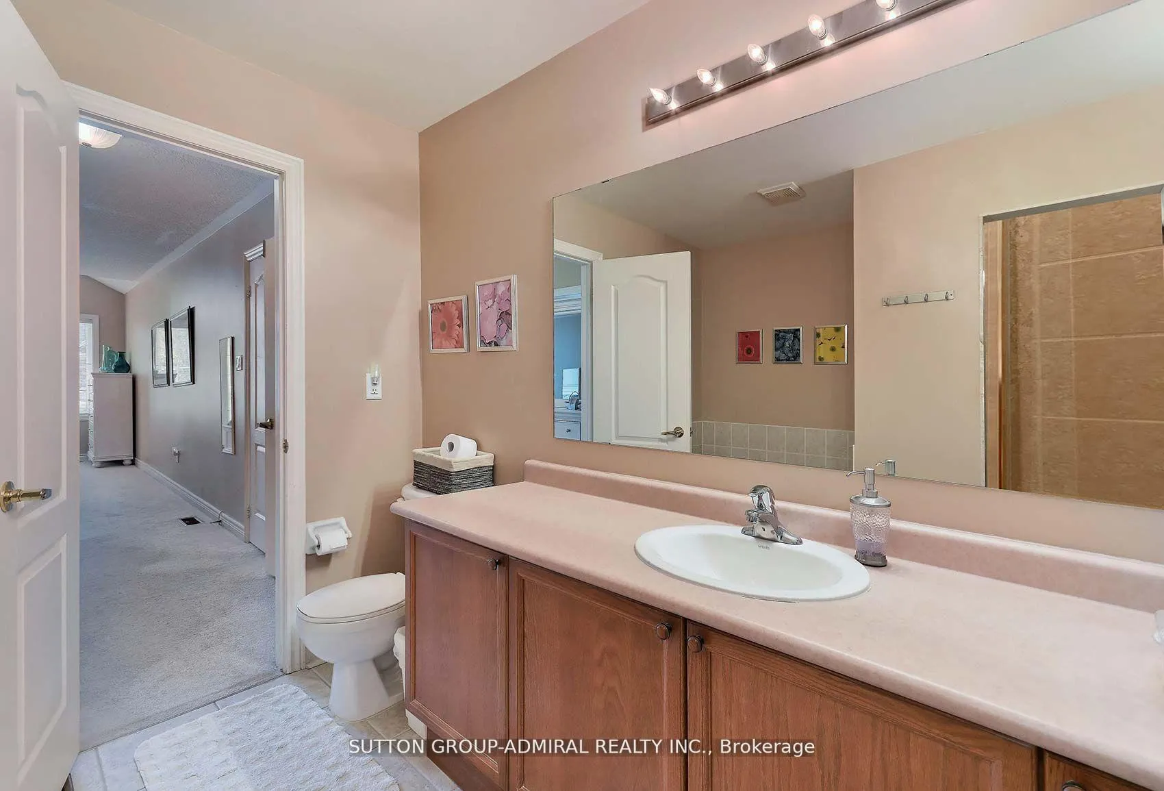 Photo 23 of 18 Mosswood Road, Vaughan, Patterson — HOMEH