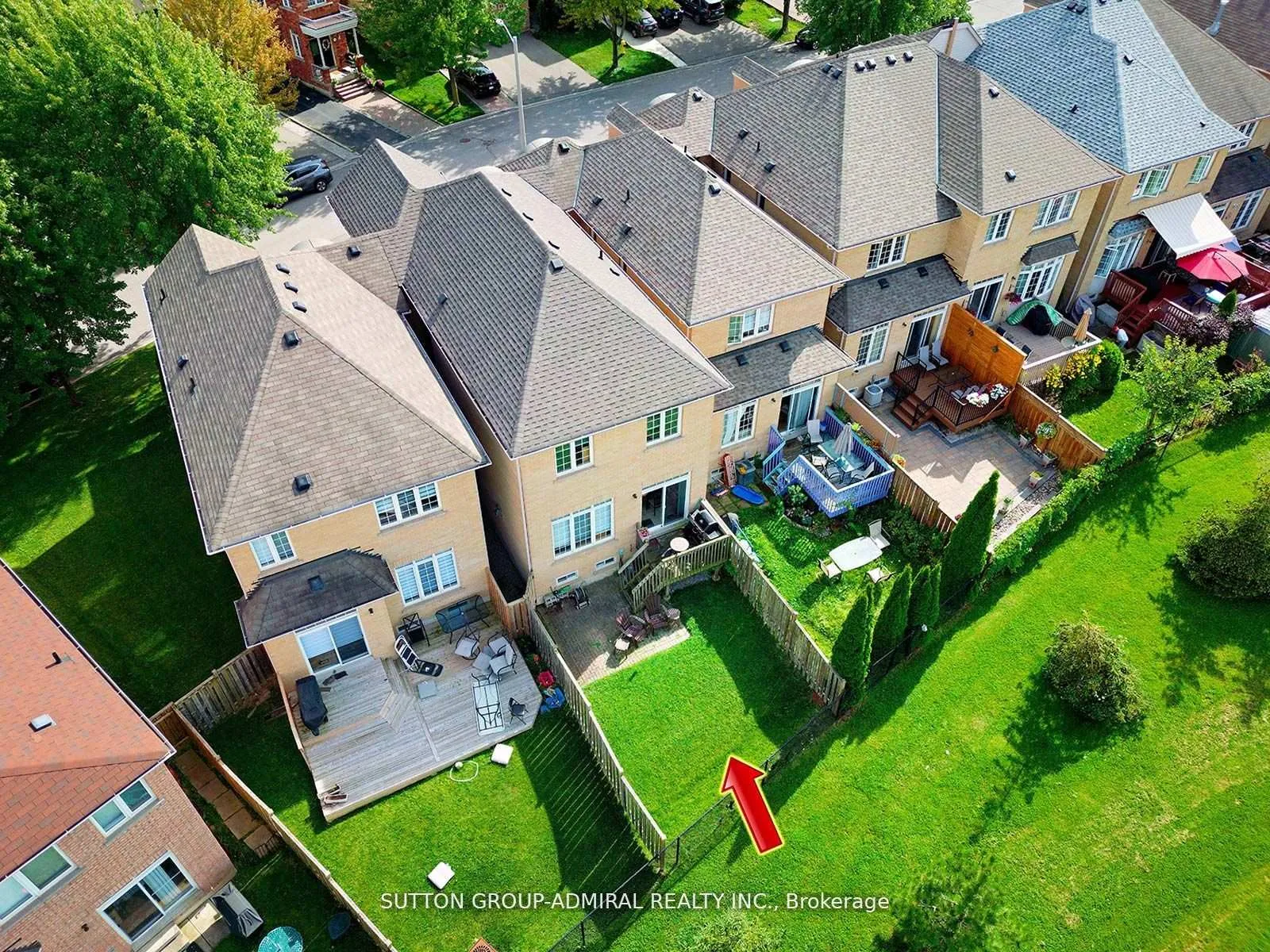 Photo 34 of 18 Mosswood Road, Vaughan, Patterson — HOMEH