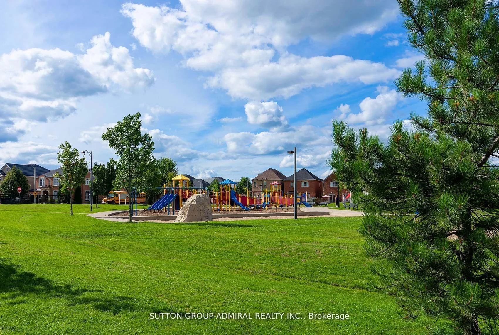 Photo 36 of 18 Mosswood Road, Vaughan, Patterson — HOMEH