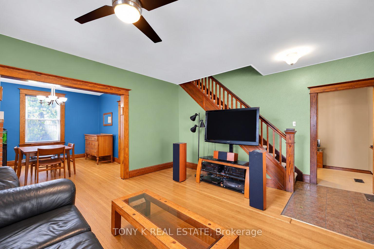 Photo 5 of 113 Freelton Road, Hamilton, Freelton — HOMEH