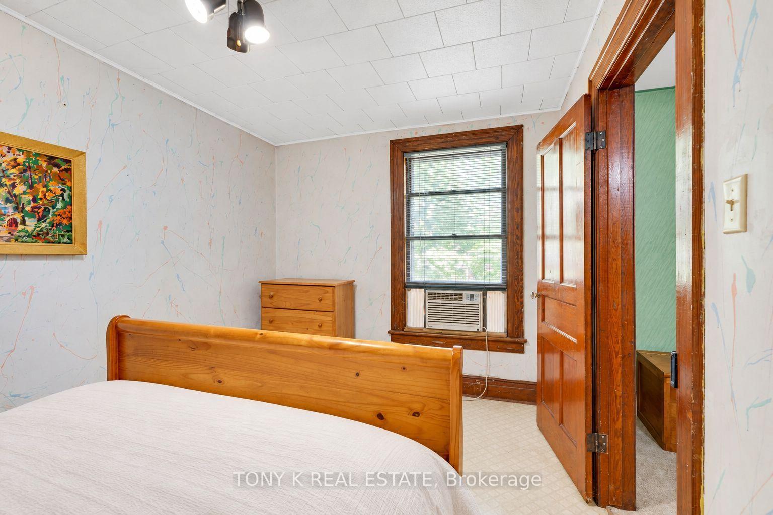 Photo 20 of 113 Freelton Road, Hamilton, Freelton — HOMEH