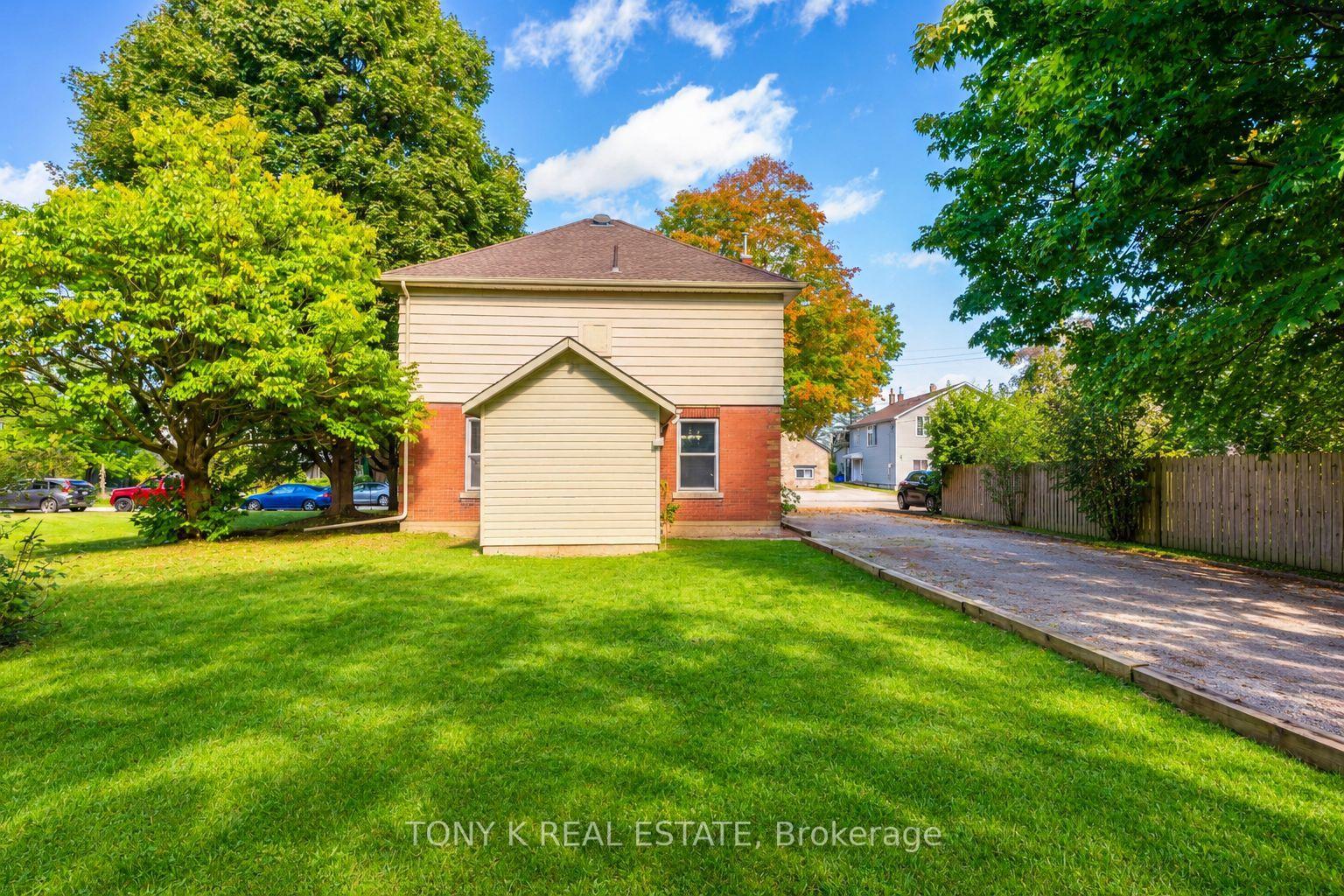 Photo 24 of 113 Freelton Road, Hamilton, Freelton — HOMEH