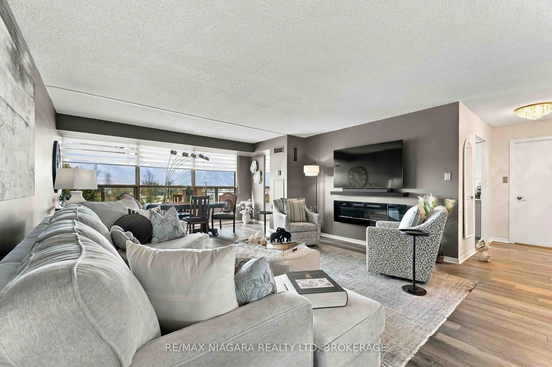 Photo 15 of Unit 704, 5100 Dorchester Road, Niagara Falls, Morrison — HOMEH