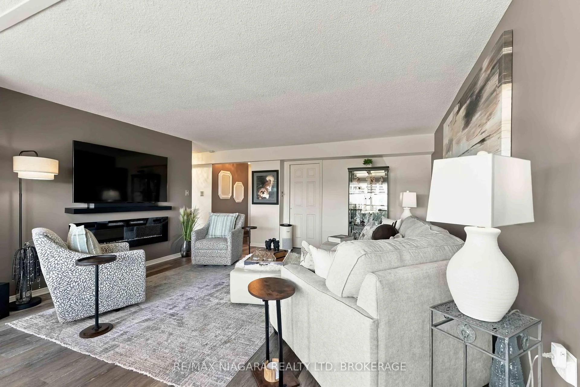 Photo 17 of Unit 704, 5100 Dorchester Road, Niagara Falls, Morrison — HOMEH