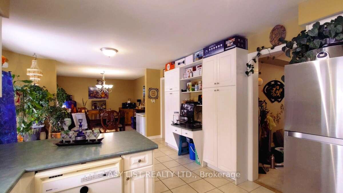 Photo 6 of 35 Raquel Street, Barrie, Painswick South — HOMEH