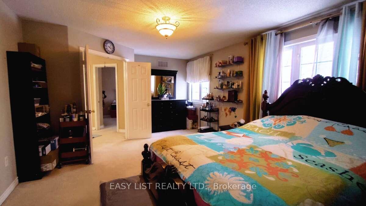 Photo 15 of 35 Raquel Street, Barrie, Painswick South — HOMEH