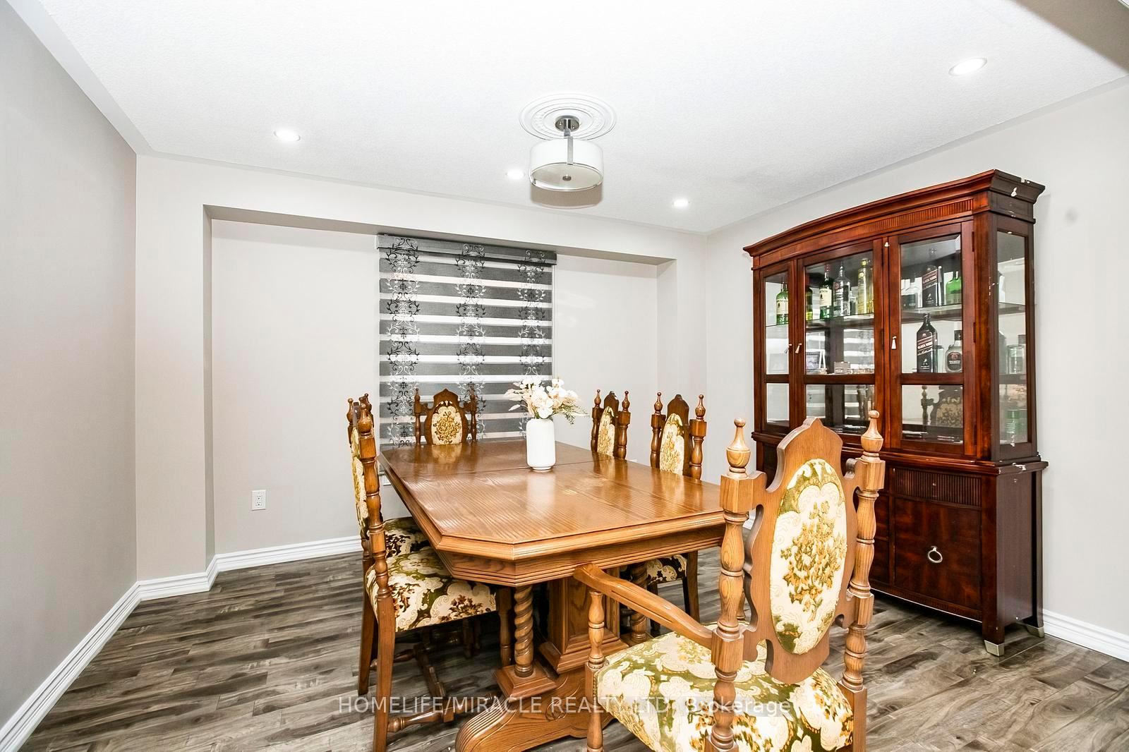 Photo 8 of 5 Butlermere Drive, Brampton, Fletcher's West — HOMEH