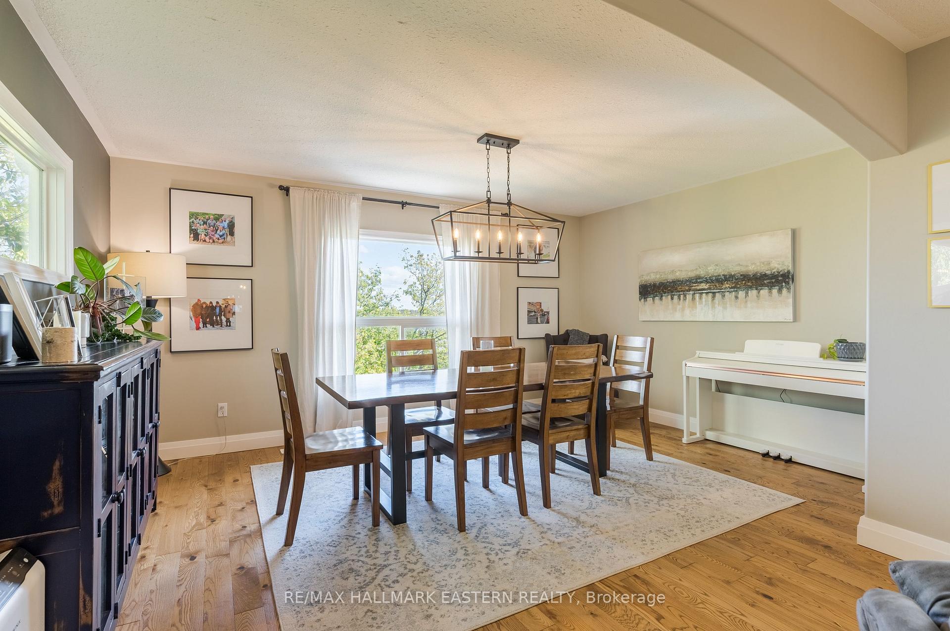 Photo 15 of 688 Trailview Drive, Peterborough, Ashburnham Ward 4 — HOMEH