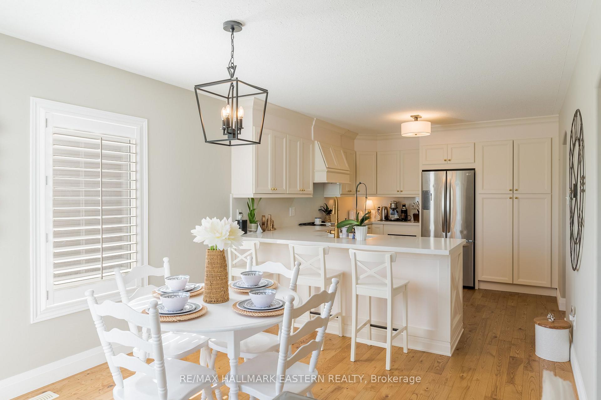 Photo 17 of 688 Trailview Drive, Peterborough, Ashburnham Ward 4 — HOMEH