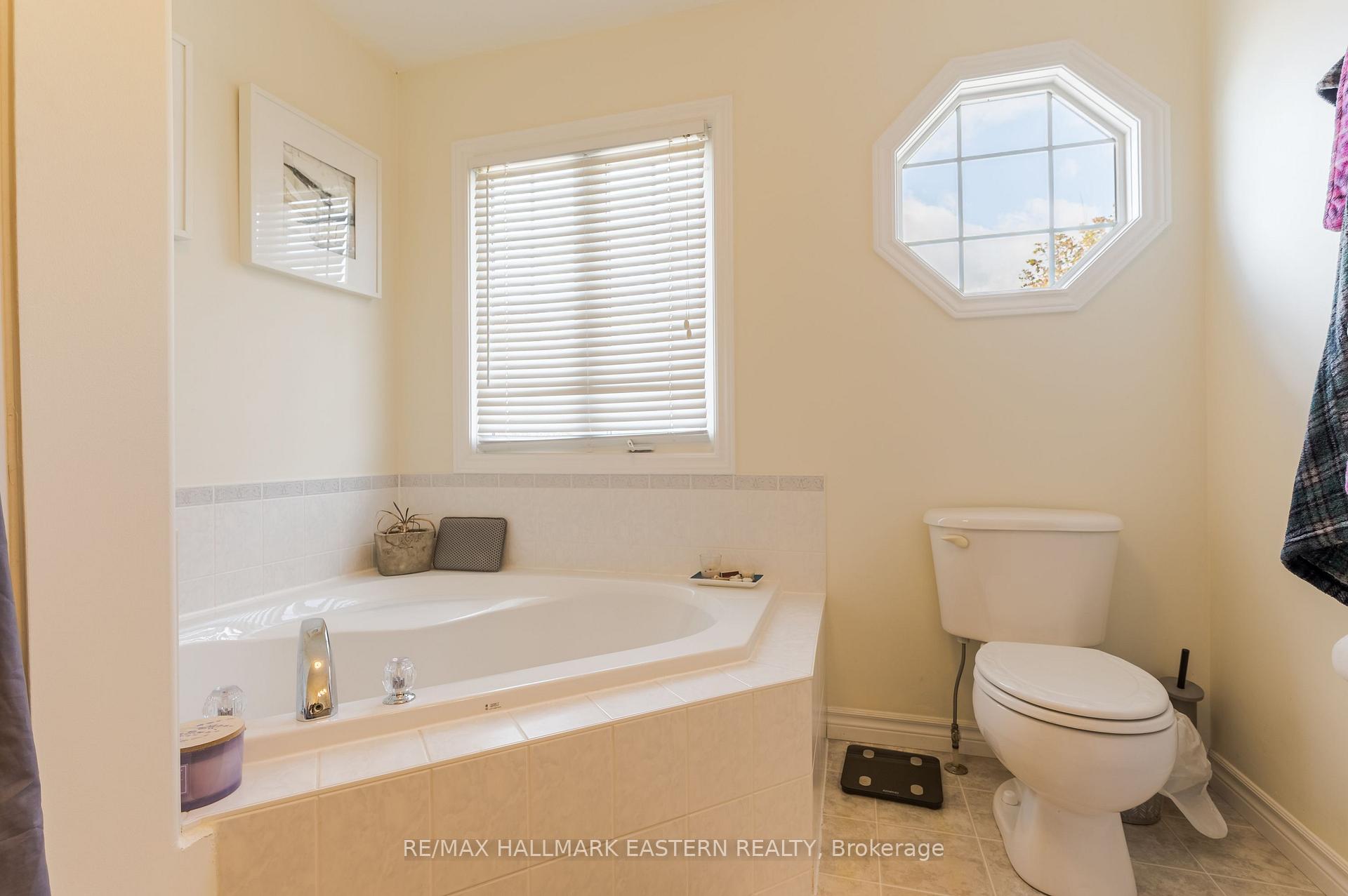 Photo 30 of 688 Trailview Drive, Peterborough, Ashburnham Ward 4 — HOMEH