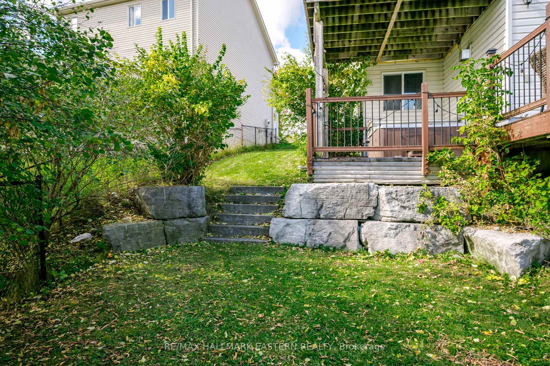 Photo 53 of 688 Trailview Drive, Peterborough, Ashburnham Ward 4 — HOMEH