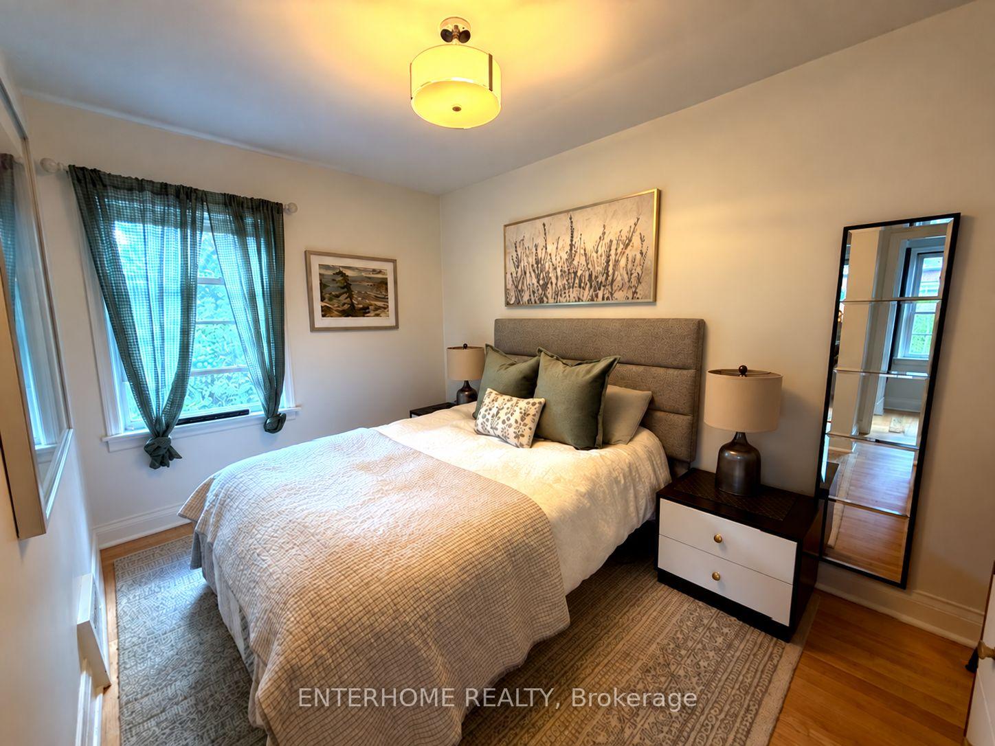 Photo 8 of 119 Glenvale Boulevard, Toronto, Leaside — HOMEH