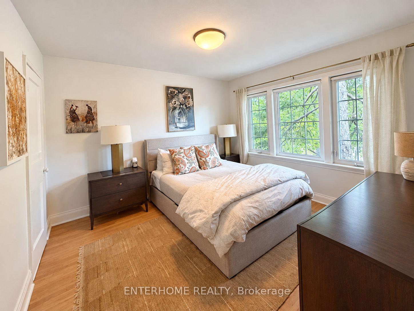 Photo 11 of 119 Glenvale Boulevard, Toronto, Leaside — HOMEH