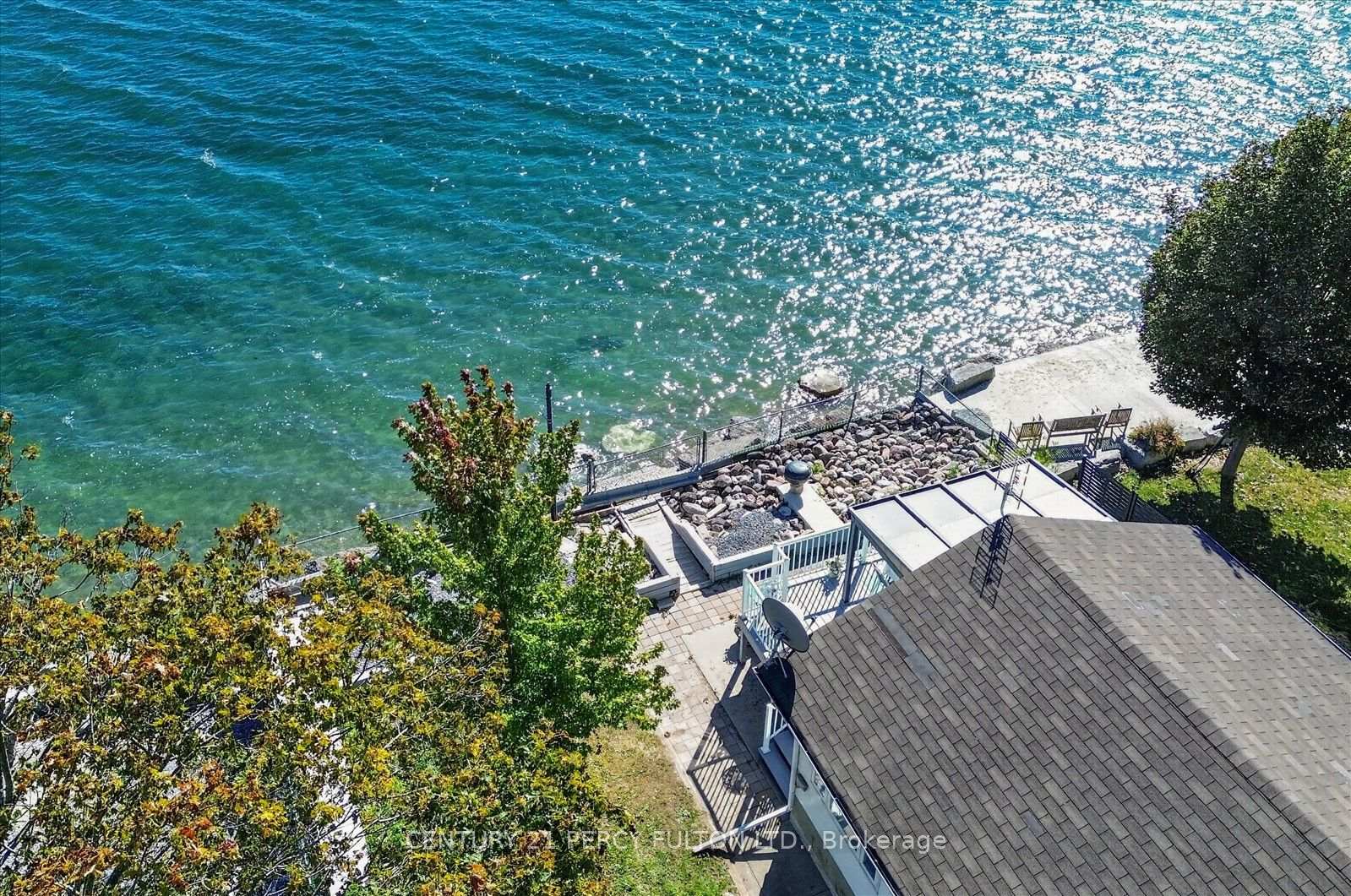 Photo 43 of 135 Cedar Crest Beach Road, Clarington, Bowmanville — HOMEH