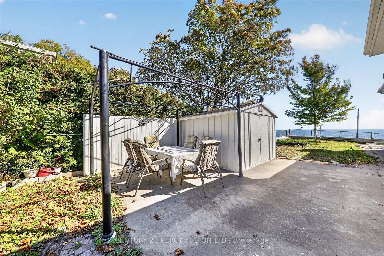 Photo 45 of 135 Cedar Crest Beach Road, Clarington, Bowmanville — HOMEH