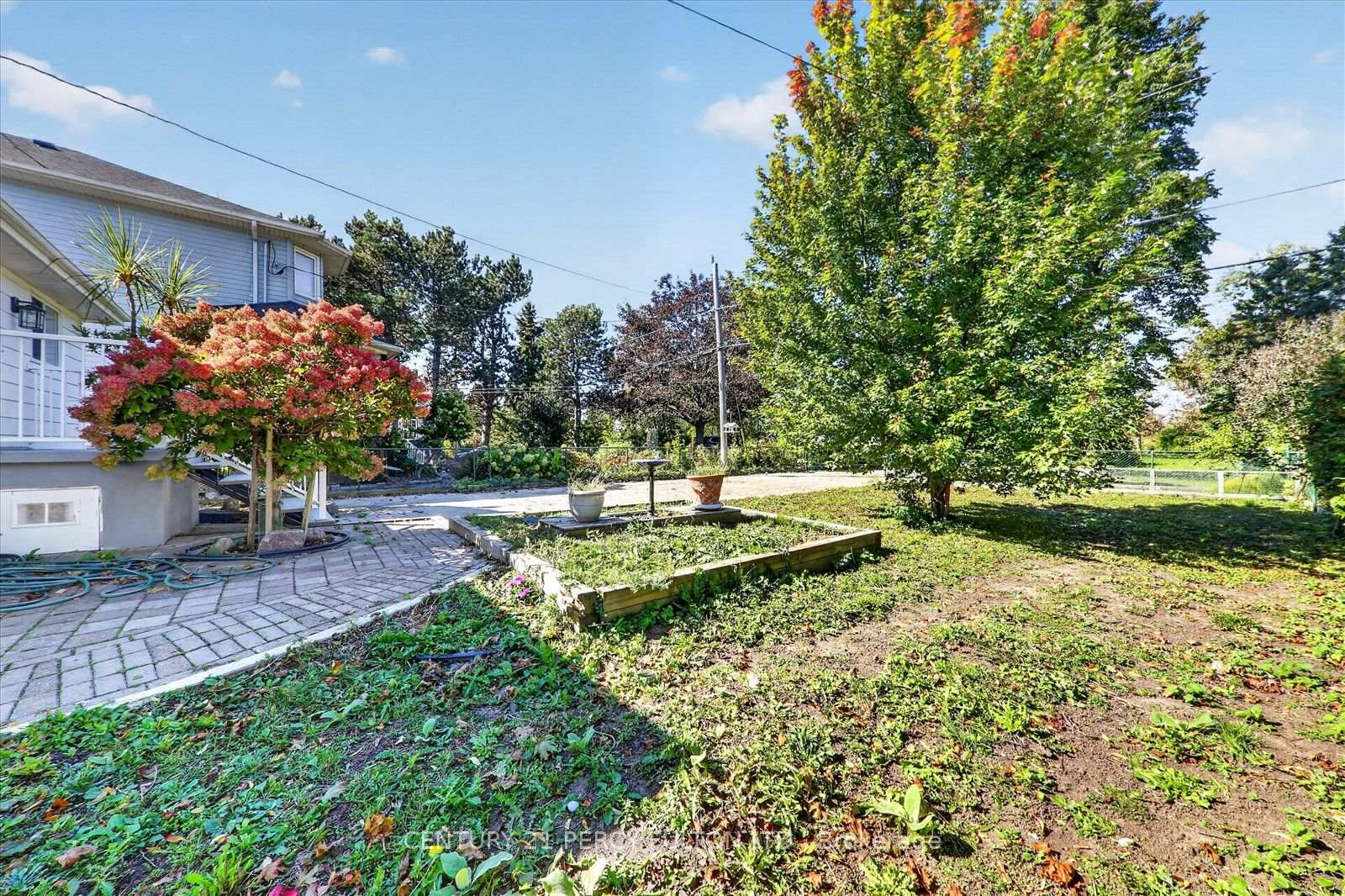 Photo 46 of 135 Cedar Crest Beach Road, Clarington, Bowmanville — HOMEH