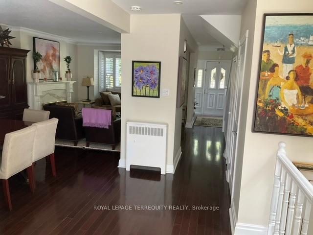 Photo 5 of 14 Humbercrest Boulevard, Toronto, Lambton Baby Point — HOMEH
