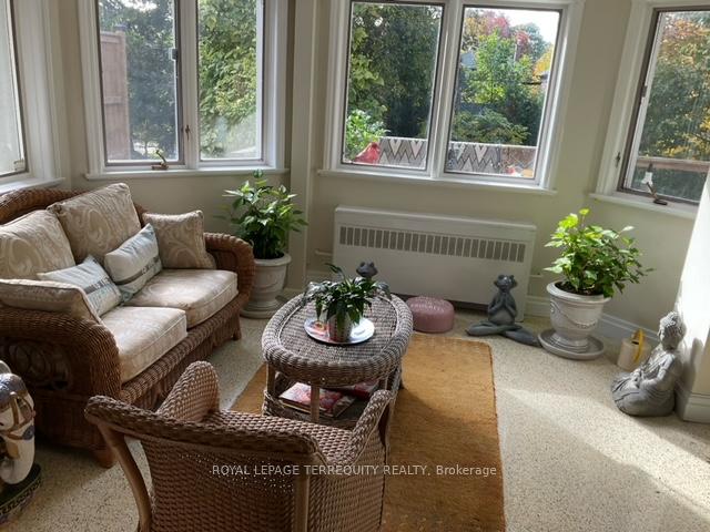 Photo 12 of 14 Humbercrest Boulevard, Toronto, Lambton Baby Point — HOMEH