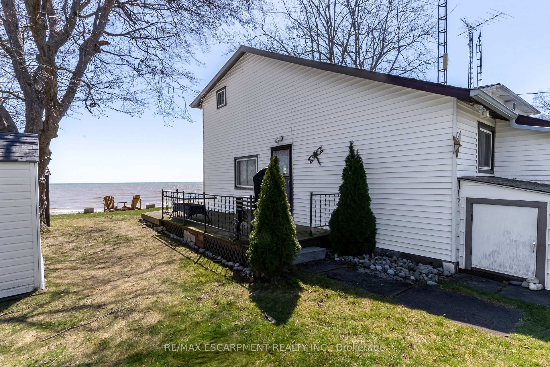 Photo 19 of 38 Lake Road, Haldimand — HOMEH