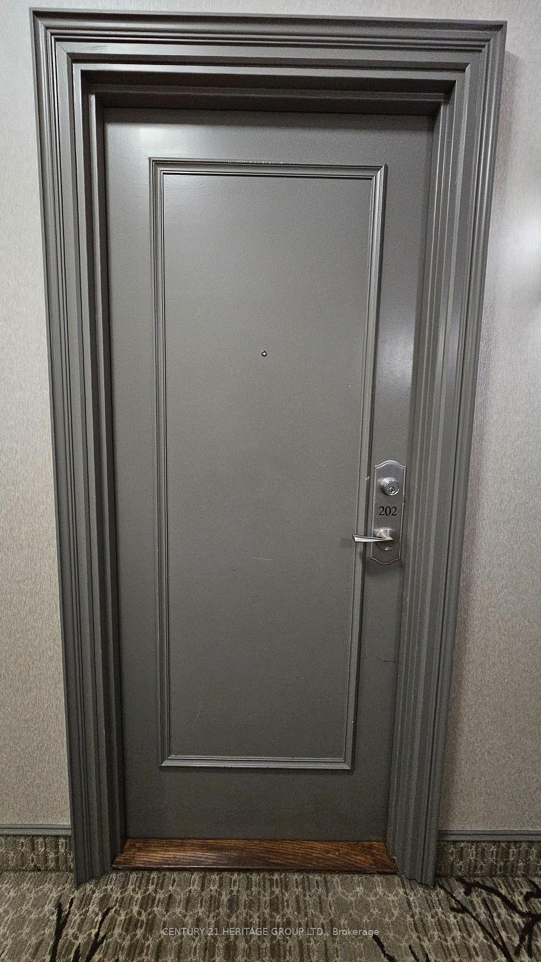 Photo 6 of Unit 202, 451 Rosewell Avenue, Toronto, Lawrence Park South — HOMEH