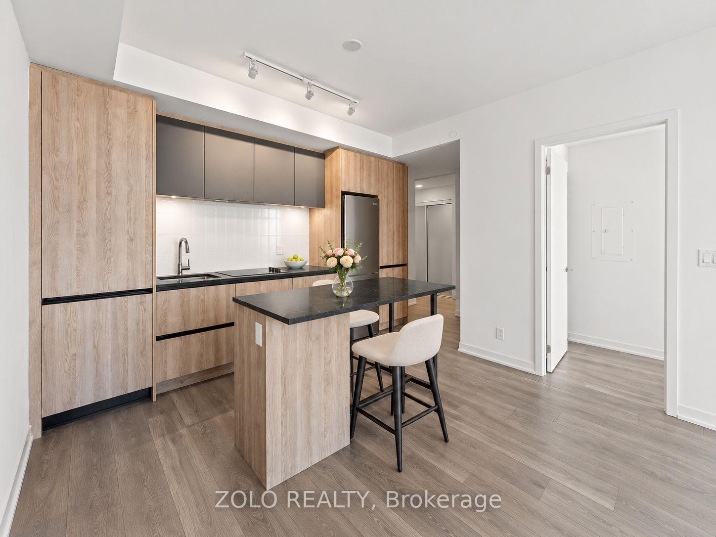 Photo 4 of Unit 1324, 7950 Bathurst Street, Vaughan, Beverley Glen — HOMEH