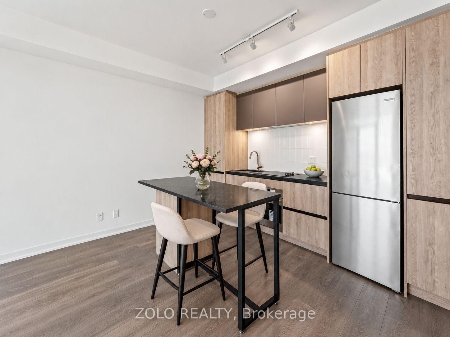 Photo 6 of Unit 1324, 7950 Bathurst Street, Vaughan, Beverley Glen — HOMEH