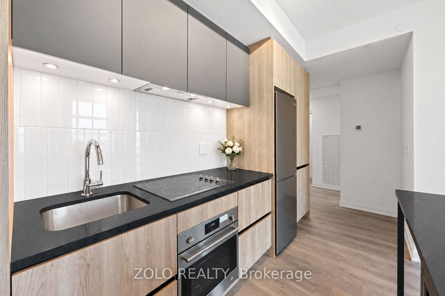Photo 7 of Unit 1324, 7950 Bathurst Street, Vaughan, Beverley Glen — HOMEH