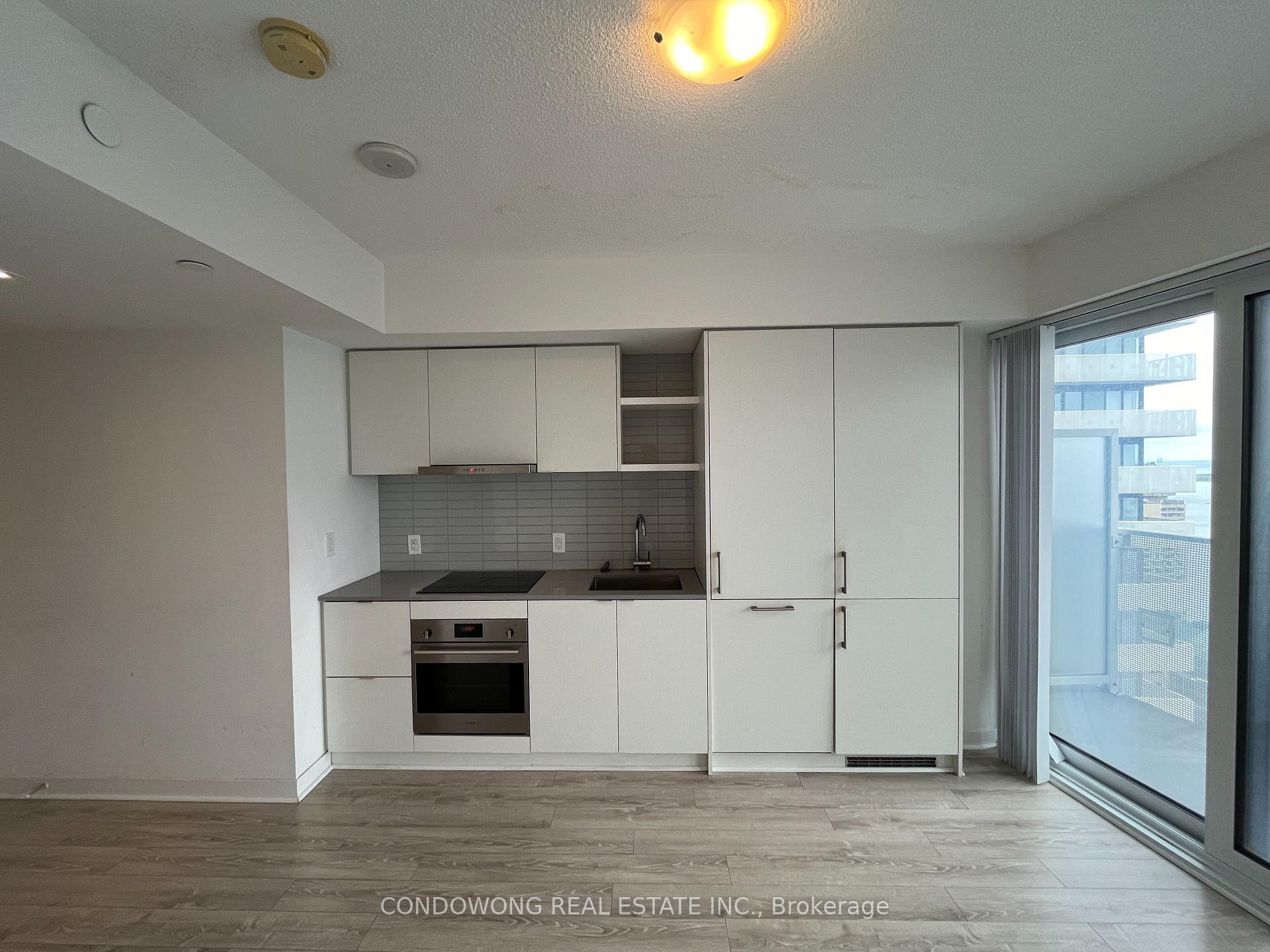 Photo 3 of Unit 4108, 100 Harbour Street, Toronto, Waterfront Communities — HOMEH