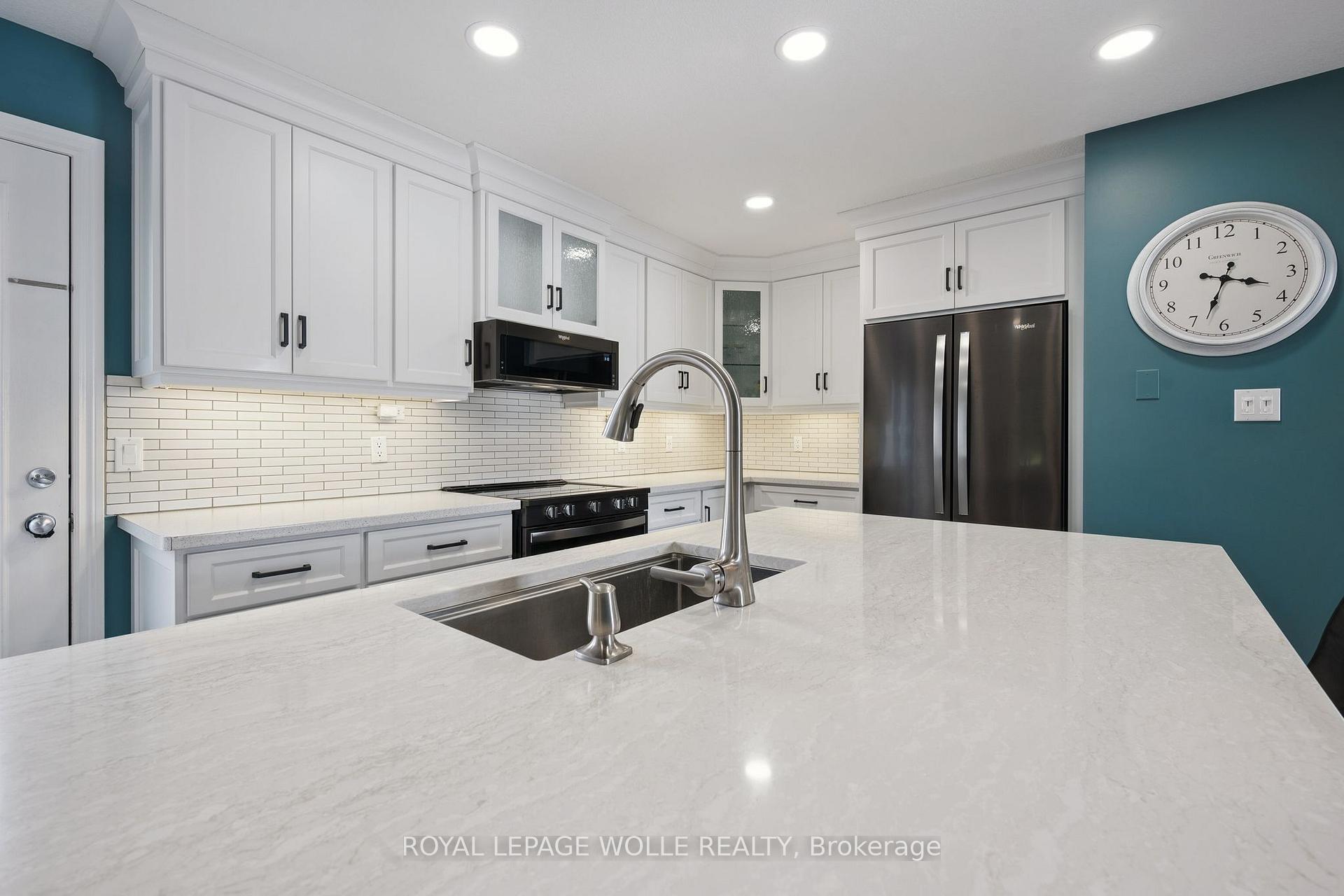 Photo 10 of 258 Dearborn Boulevard, Waterloo, Colonial Acres — HOMEH