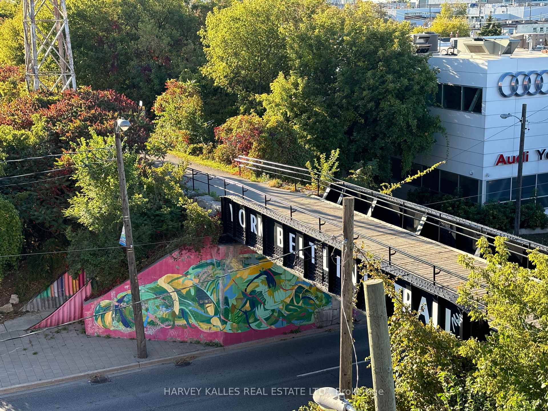 Photo 2 of Unit 510, 2433 Dufferin Street, North York, Briar Hill-Belgravia — HOMEH