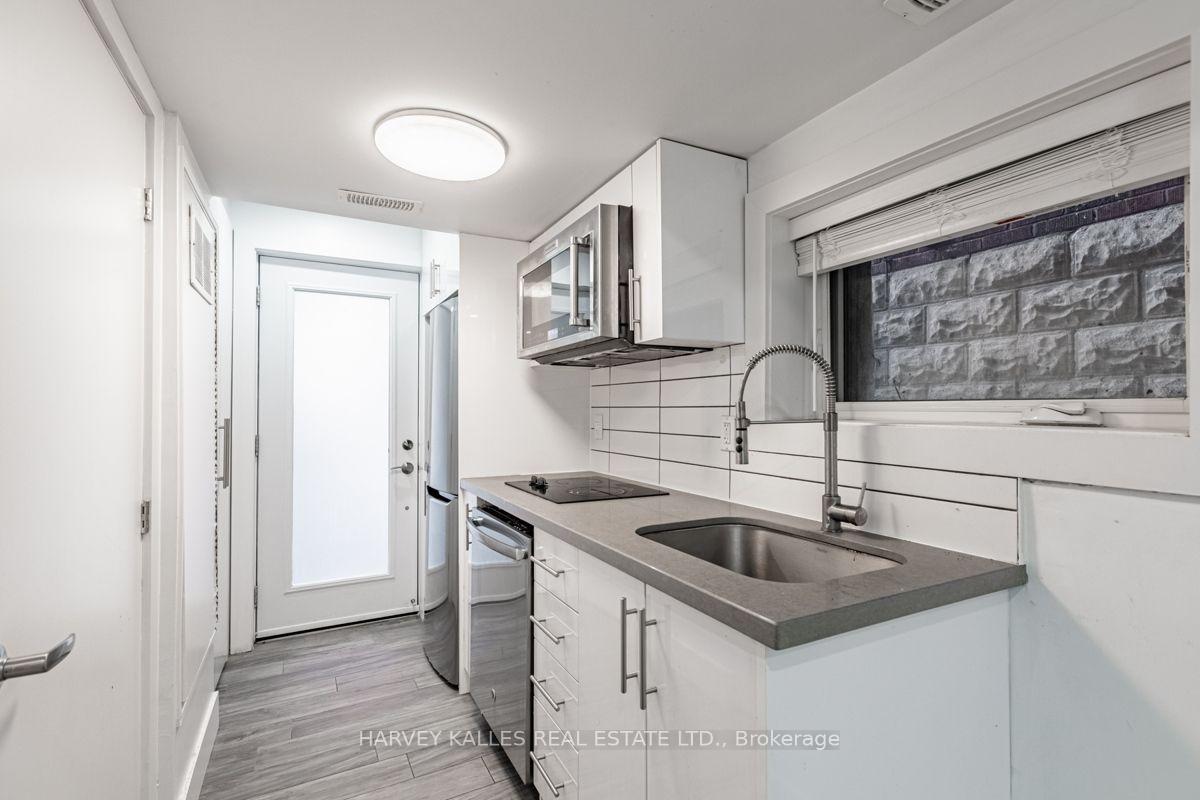Photo 4 of Unit 4, 160 Lansdowne Avenue, Toronto, Roncesvalles — HOMEH