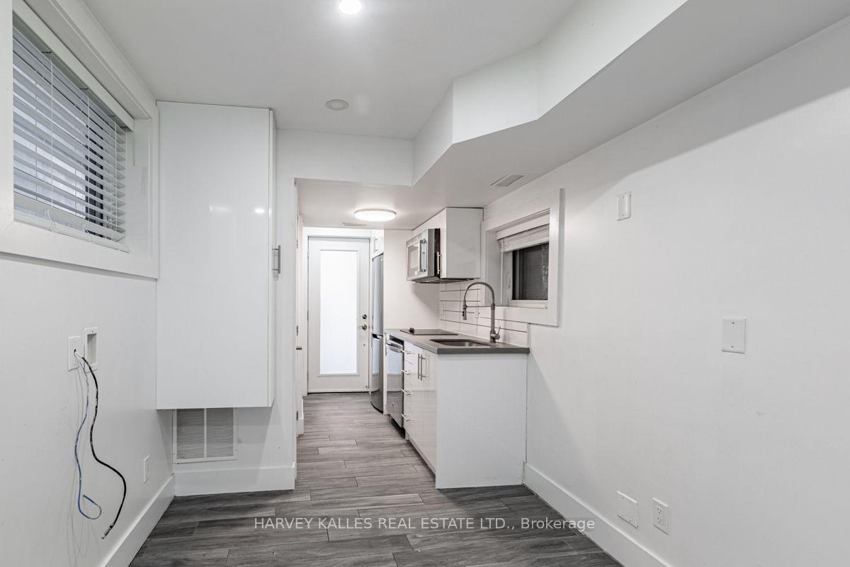 Photo 5 of Unit 4, 160 Lansdowne Avenue, Toronto, Roncesvalles — HOMEH