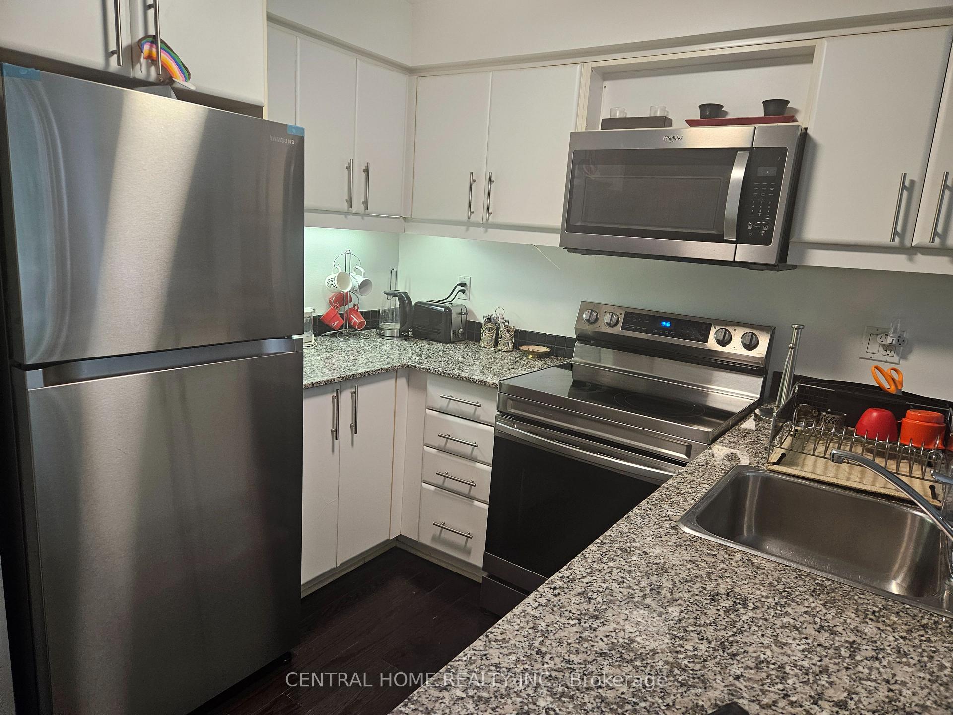 Photo 7 of Unit 211, 33 Shepperd Avenue E, North York, Willowdale East — HOMEH