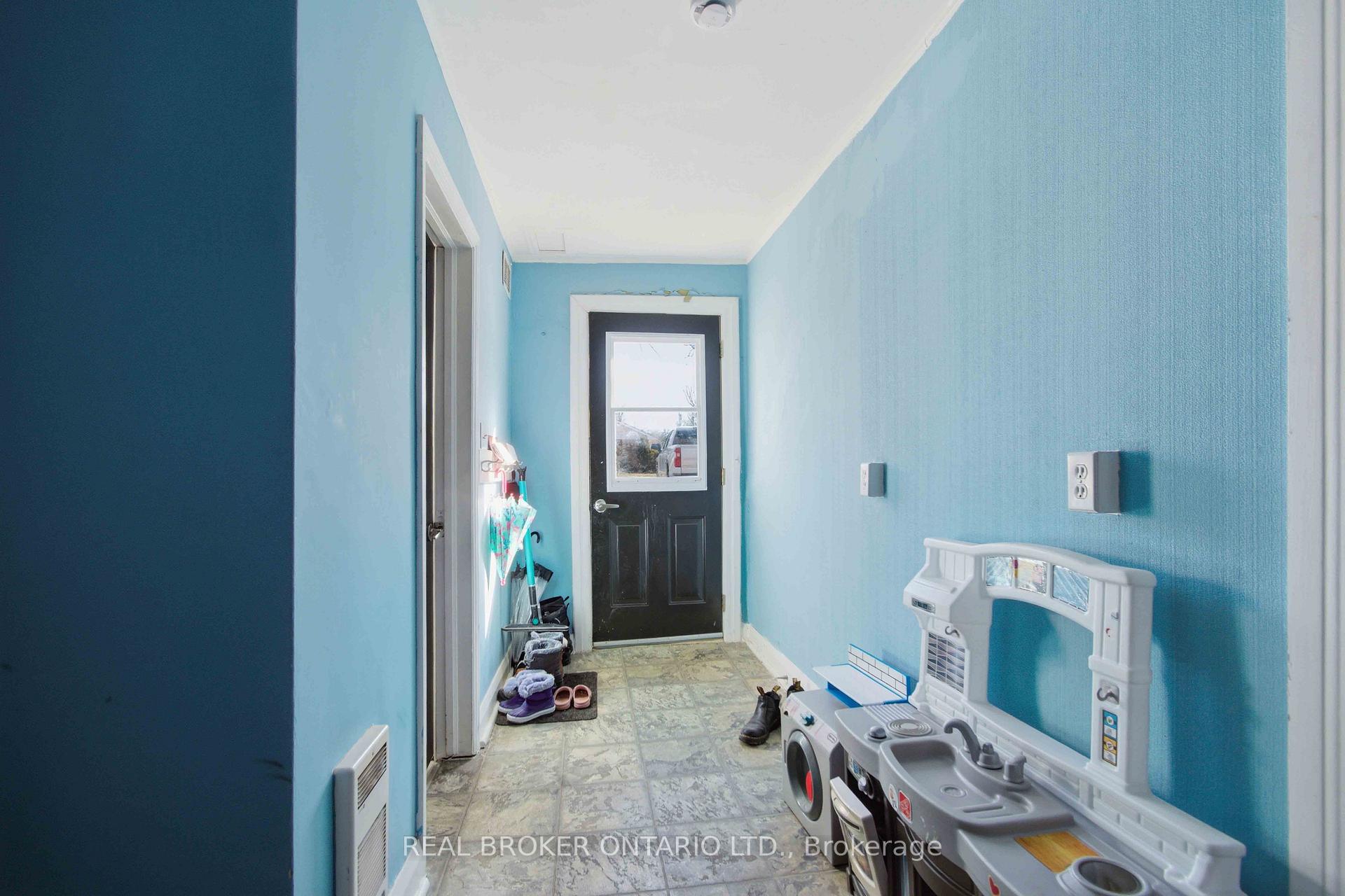 Photo 22 of 250 Macdonald Avenue, Belleville, Belleville Ward — HOMEH