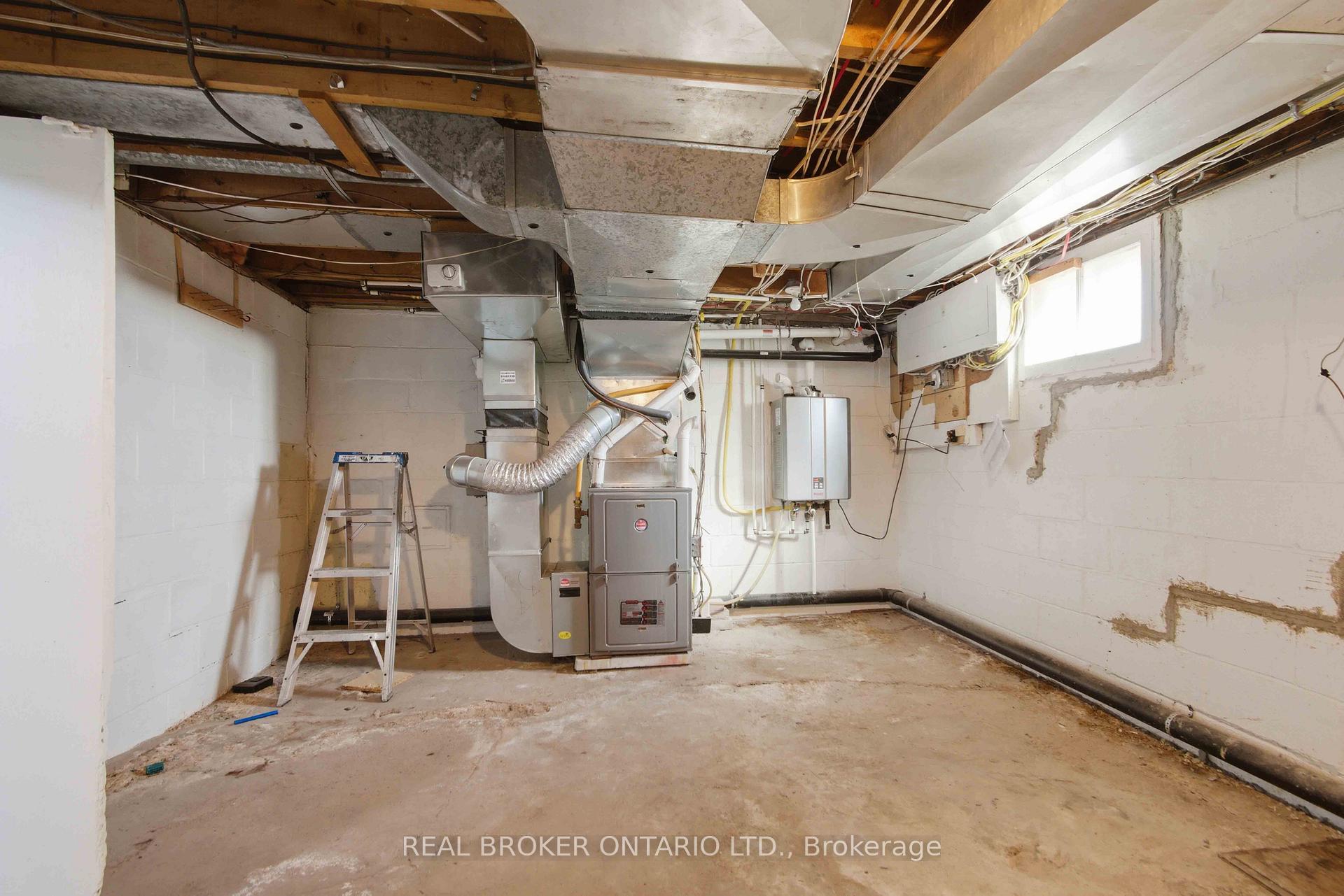 Photo 31 of 250 Macdonald Avenue, Belleville, Belleville Ward — HOMEH